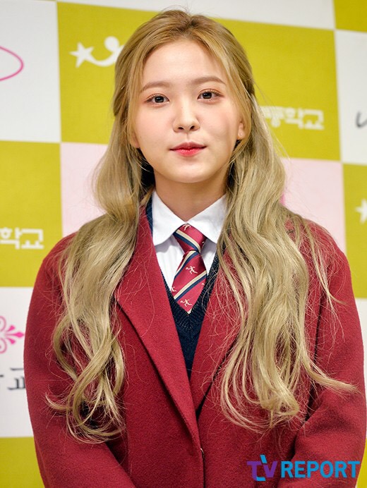 레드벨벳 예리 졸업식 날 | 인스티즈