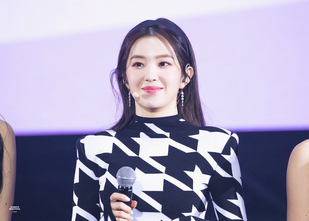 검정 머리띠한 아이린.jpgif | 인스티즈