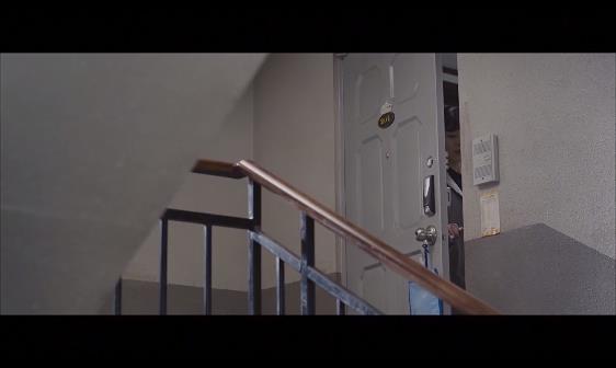 강산맨션 102호에는 살인마가 살고있다. ＜영화＞ 이웃사람 08 | 인스티즈