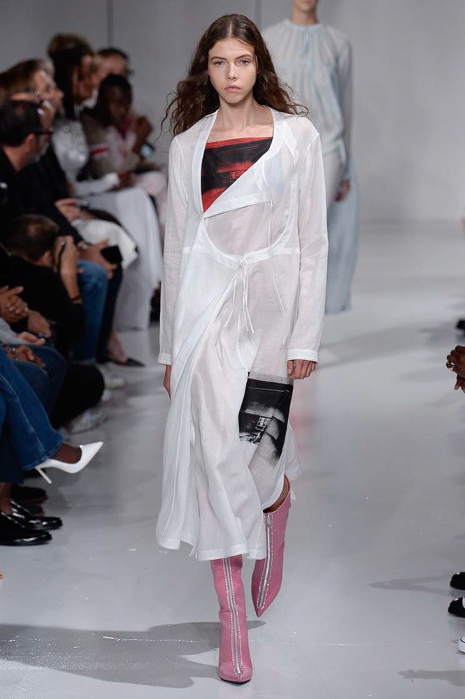 Calvin Klein by 라프 시몬스 2018 S/S 컬렉션 | 인스티즈