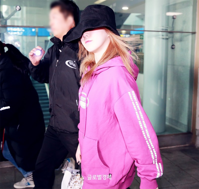오늘 입국한 레드벨벳.jpg | 인스티즈