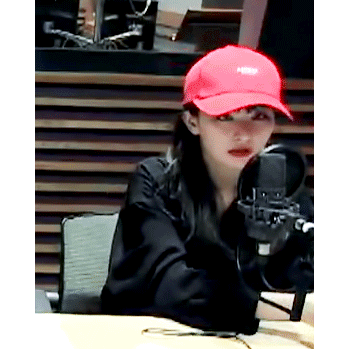 모자 쓴 귀여운 슬기.gif | 인스티즈