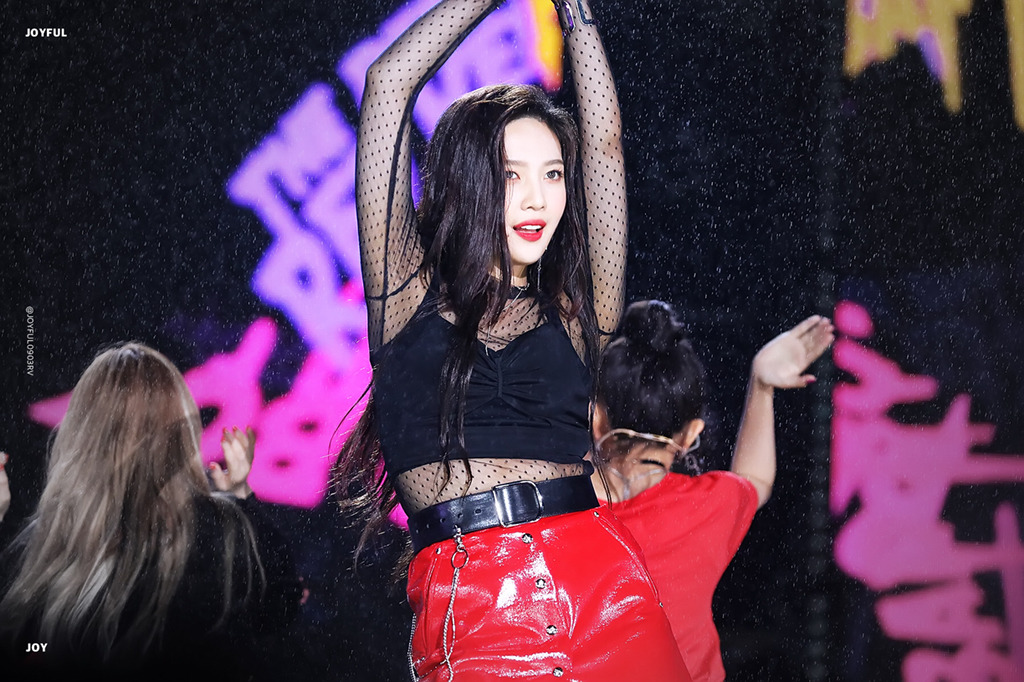 헤이즈가 좋아하는 여자아이돌.jpgif | 인스티즈