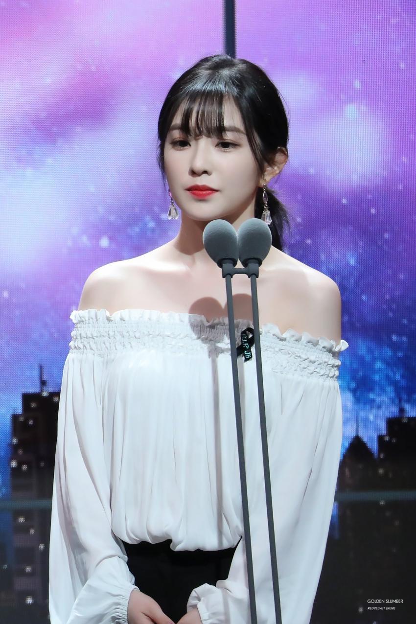 매년 연말 시상식에서 미모 폭발하는 아이린.jpgif | 인스티즈