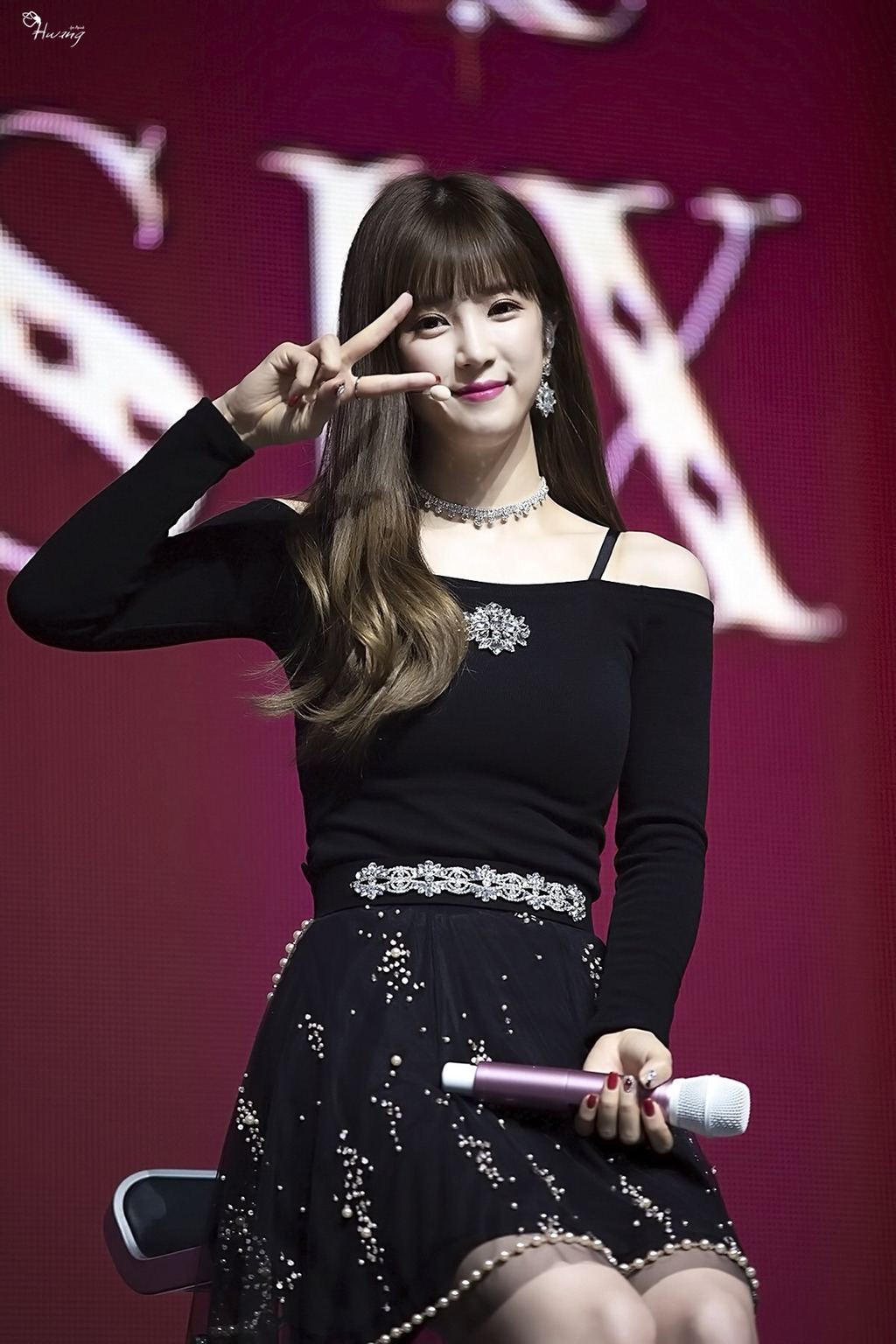 [에이핑크] 주말이라 시간이 잘 가는 것 같아서 박초롱 | 인스티즈