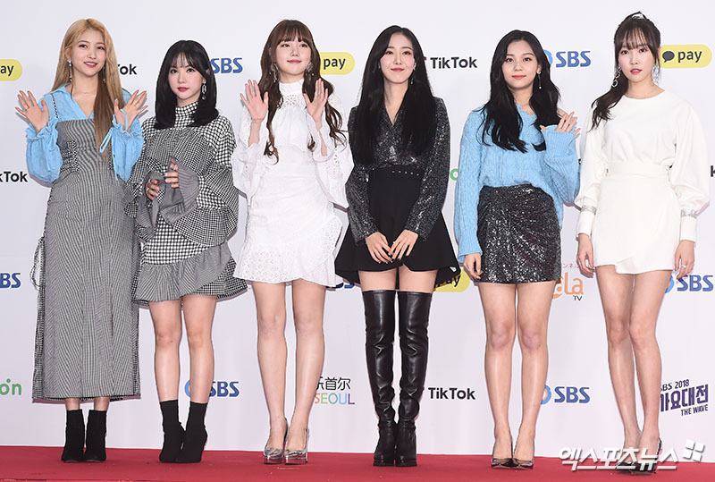오늘 sbs가요대전 걸그룹 레드카펫 단체사진 | 인스티즈