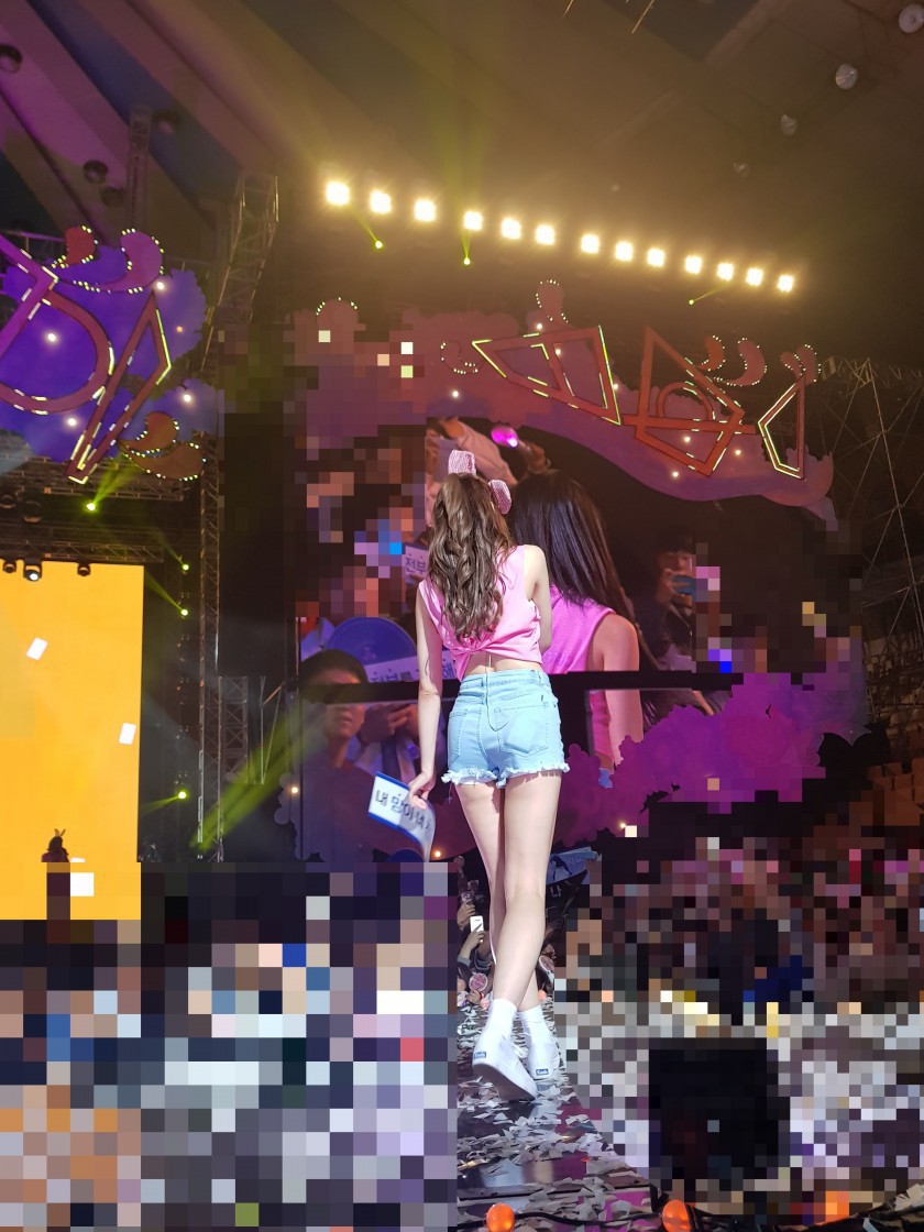 트와이스 사나 앞에서 보면 이런느낌 | 인스티즈