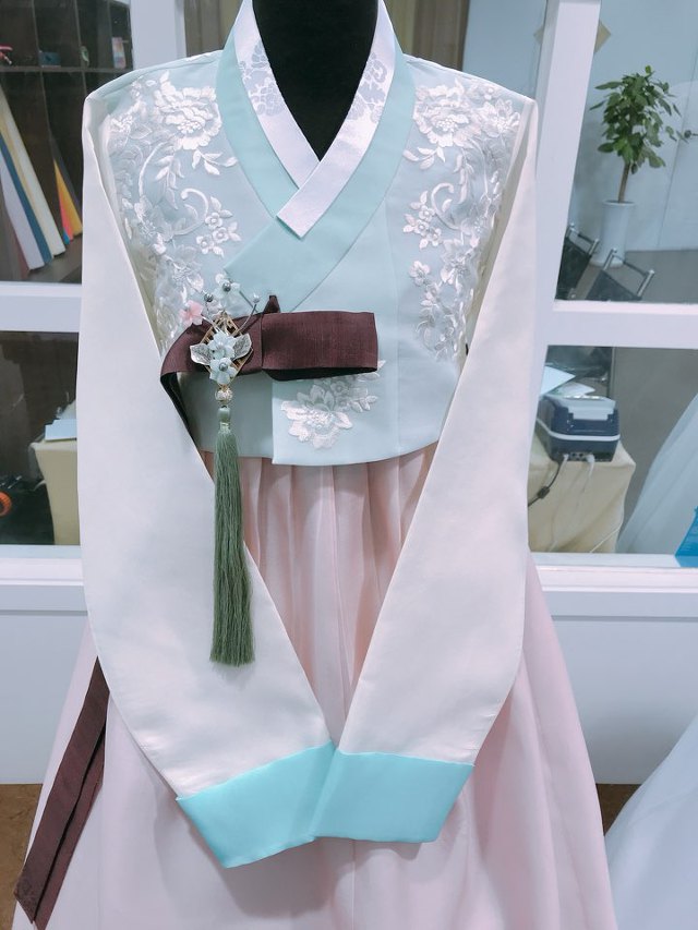 우리애한복 이미지