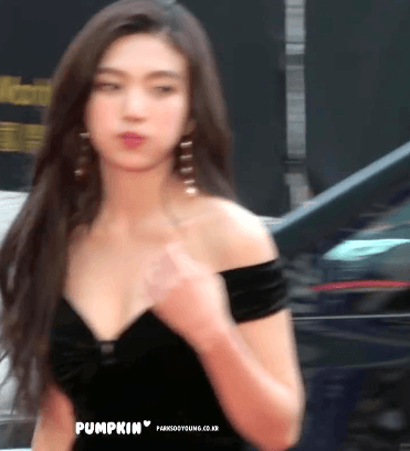 헤이즈가 좋아하는 여자아이돌.jpgif | 인스티즈