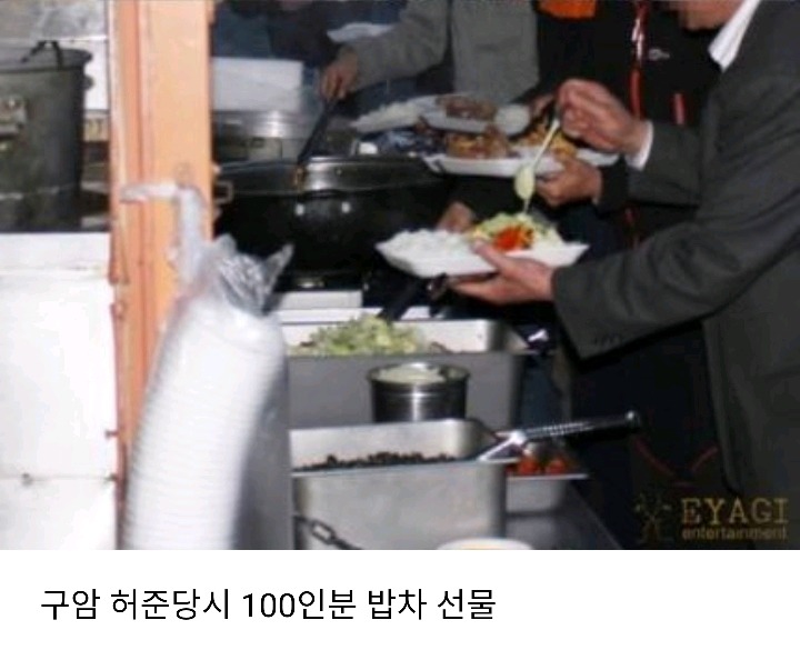 그동안 작품할 때마다 스태프 선물 모두 챙겨준 배우들 | 인스티즈