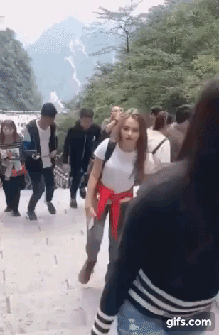 이쯤에서 다시보는 등산 레전드.gif | 인스티즈