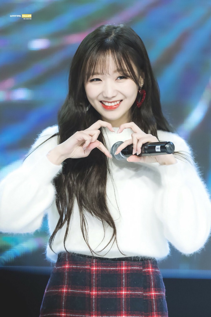 [러블리즈] 월요일 아침 출근길은 항상 막혀서 수정이 | 인스티즈