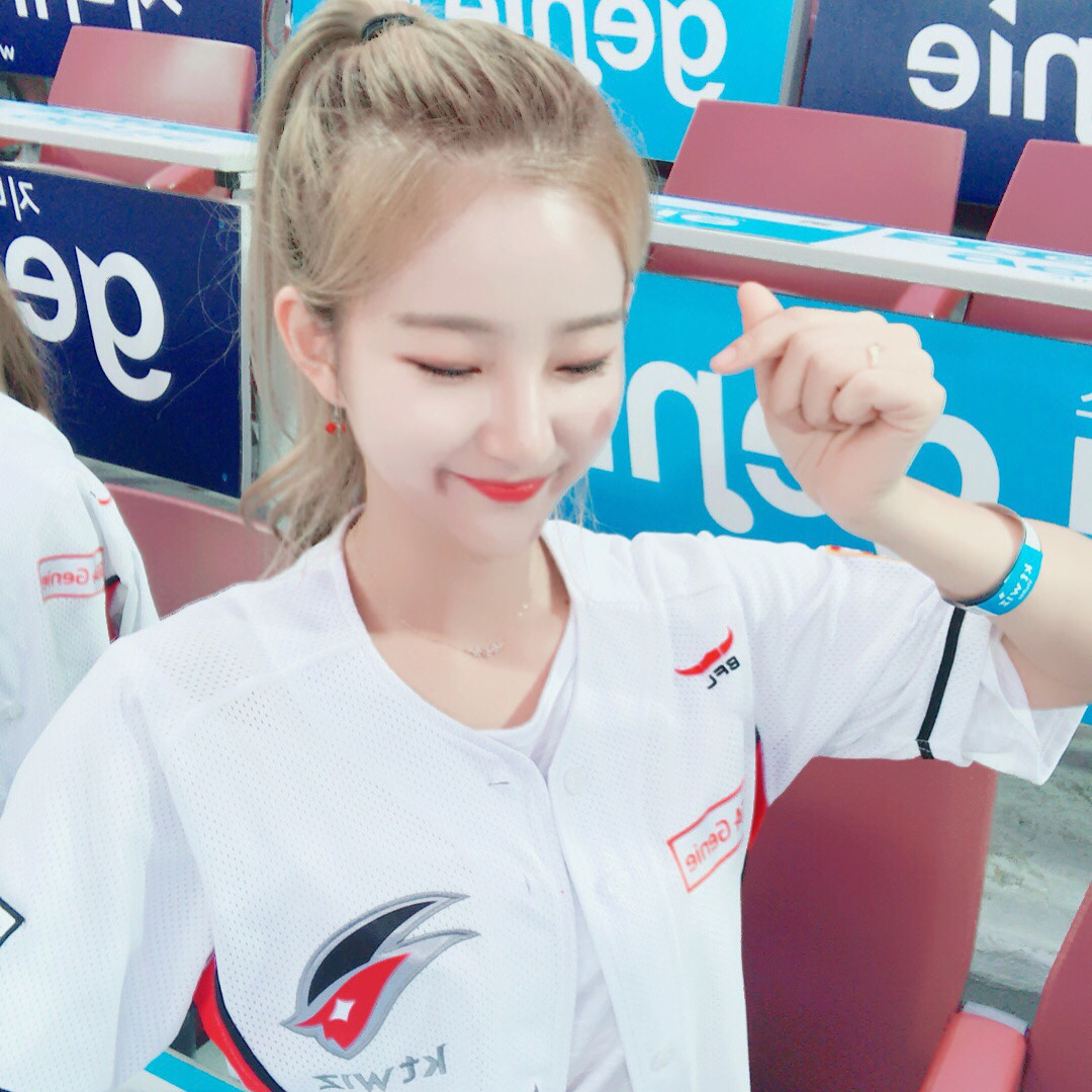 귀엽게 생긴 치어리더 김진아.jpg | 인스티즈