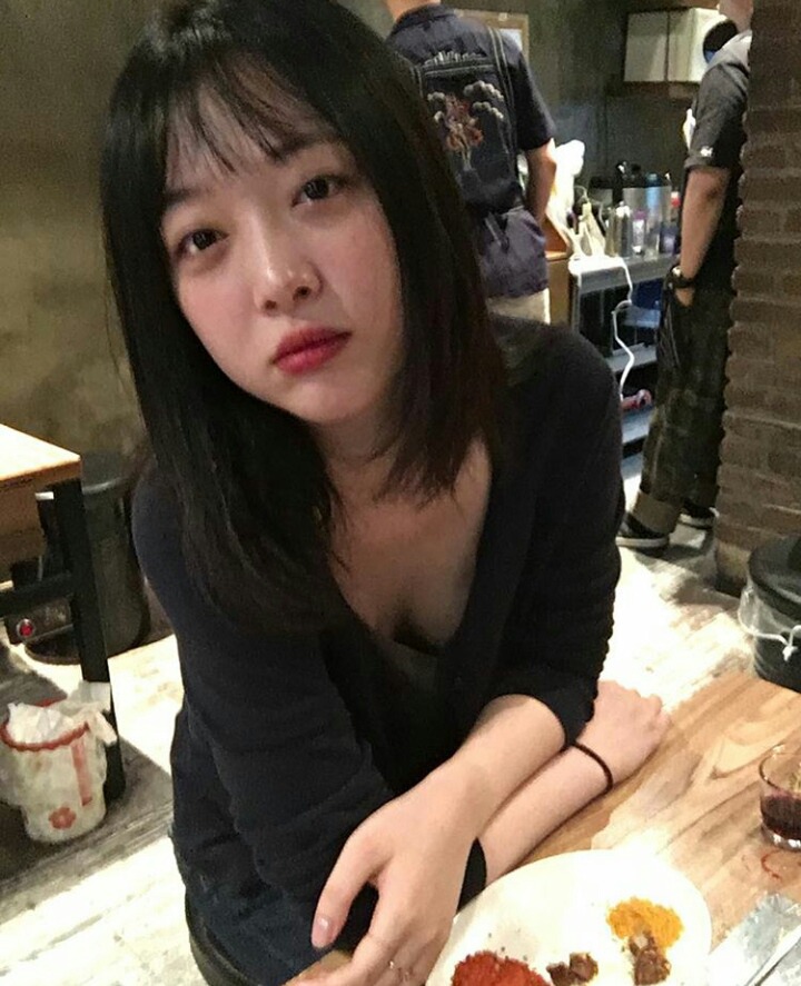 오늘자 설리 인스타 업뎃 | 인스티즈