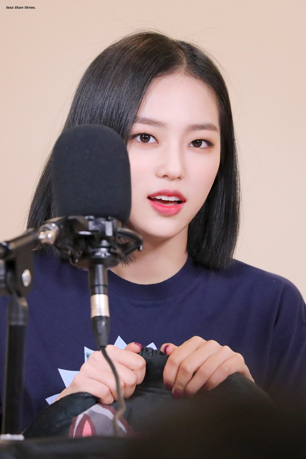 단발머리가 찰떡같이 어울리는 CLC 장예은.jpgif | 인스티즈
