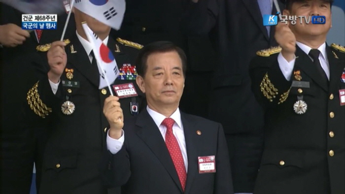 국군의 날 기념식 과거와 비교 | 인스티즈