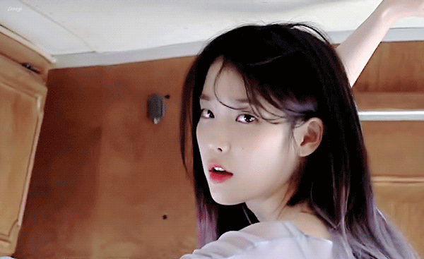 아이유 예쁘다.gif | 인스티즈