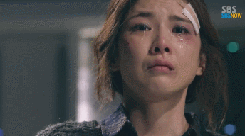 생방송 중에 오열하는 이보영.gif | 인스티즈