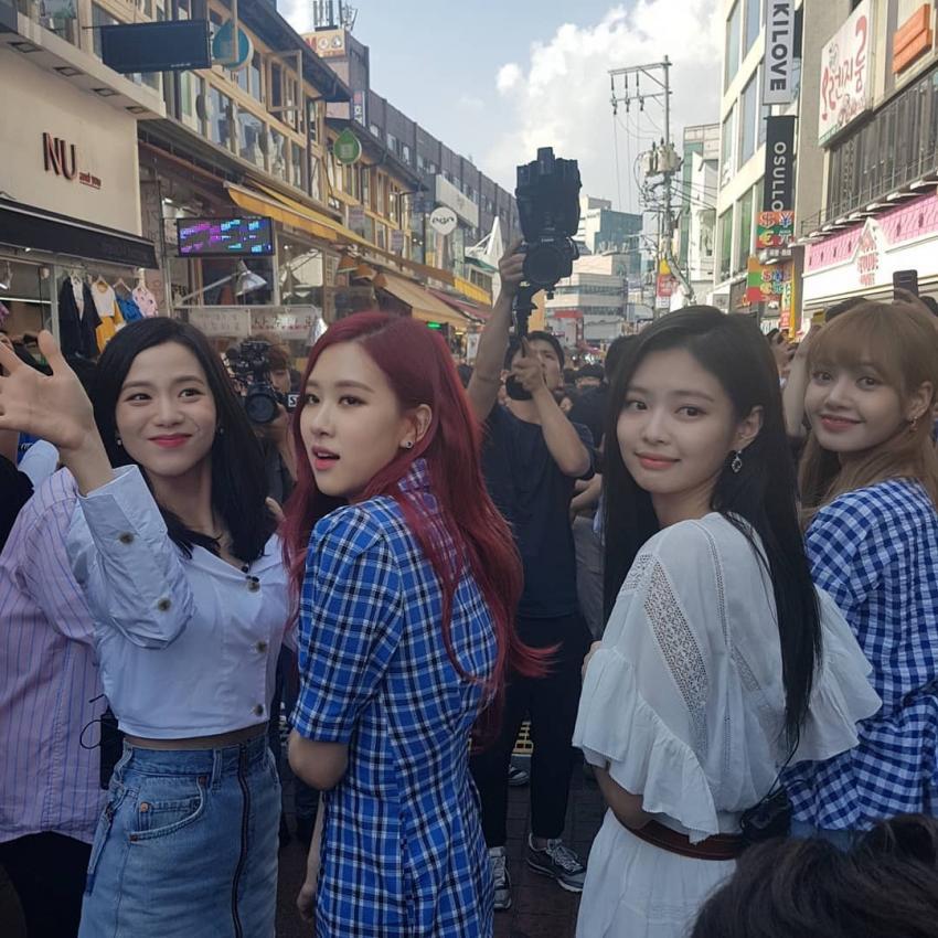 블랙핑크 홍대 직찍 사진 | 인스티즈