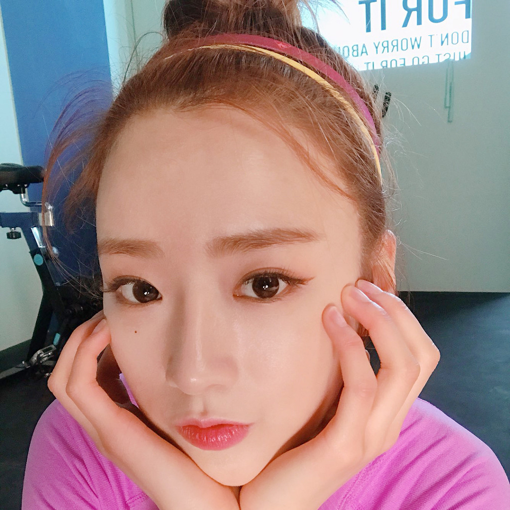 스포츠웨어 `리바디` 전속모델이 된 초롱 보미
