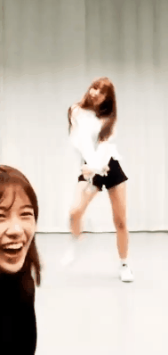 아이즈원 브이라이브 댄스타임(떽띠 유리,클라스 채연,울림즈).gif | 인스티즈