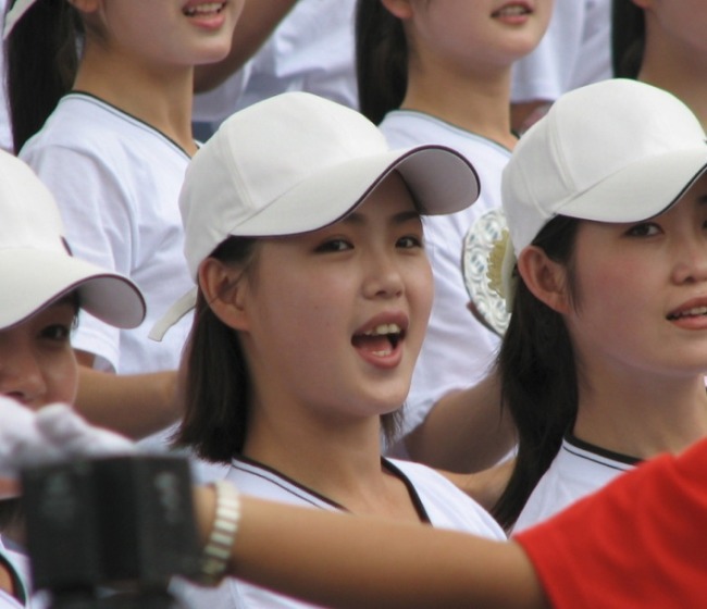 리설주 한국에 응원단으로 왔던 시절 .jpg | 인스티즈