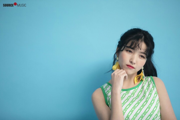 여자친구 여름여름해 자켓사진 촬영 비하인드컷.jpg | 인스티즈