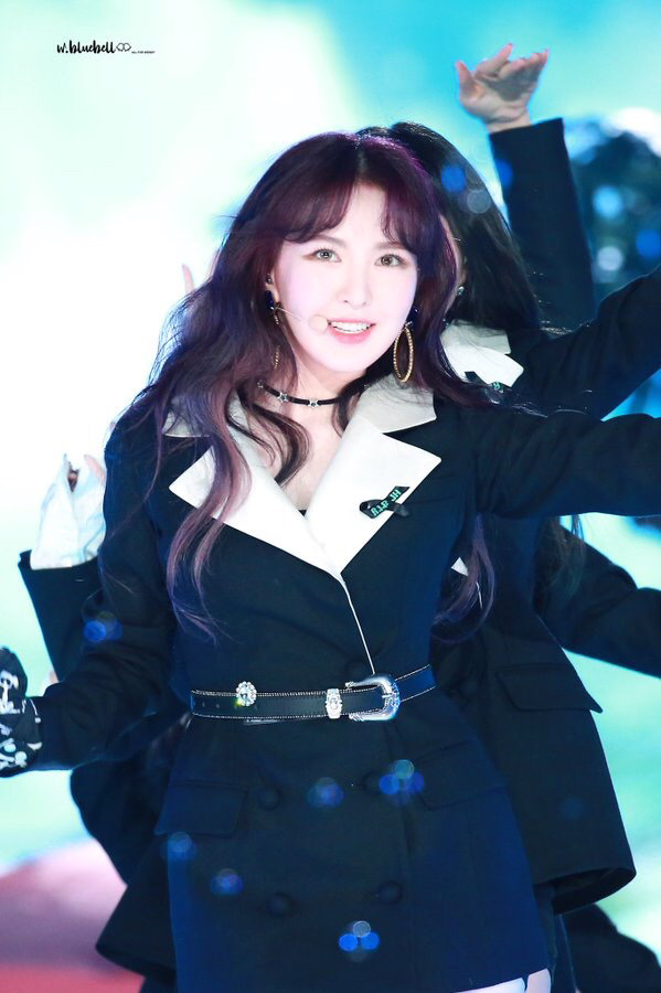 [레드벨벳] 코가 간질간질해서 웬디 | 인스티즈