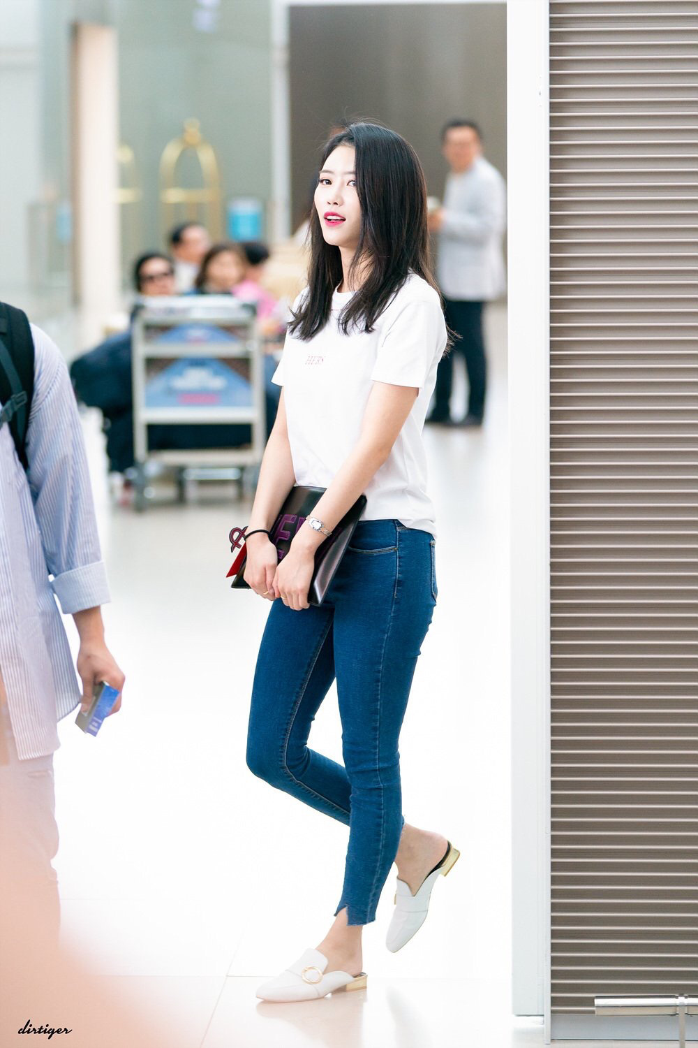 [러블리즈] 오늘은 제 여자의 생일이라서 미주 | 인스티즈